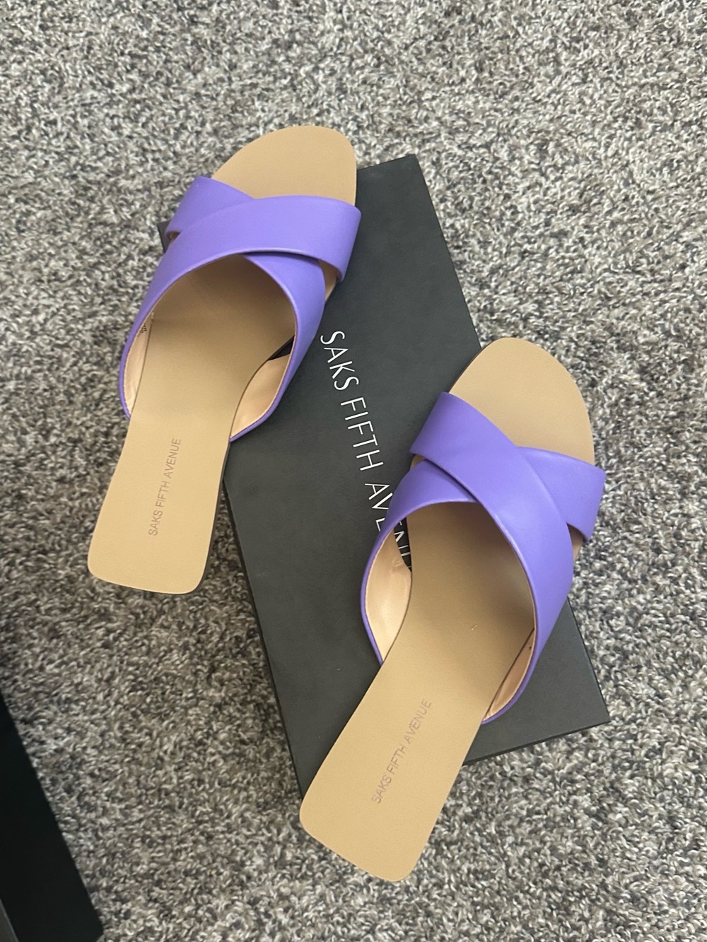 Saks Fifth Avenue Lavender Crossband Slide Mules